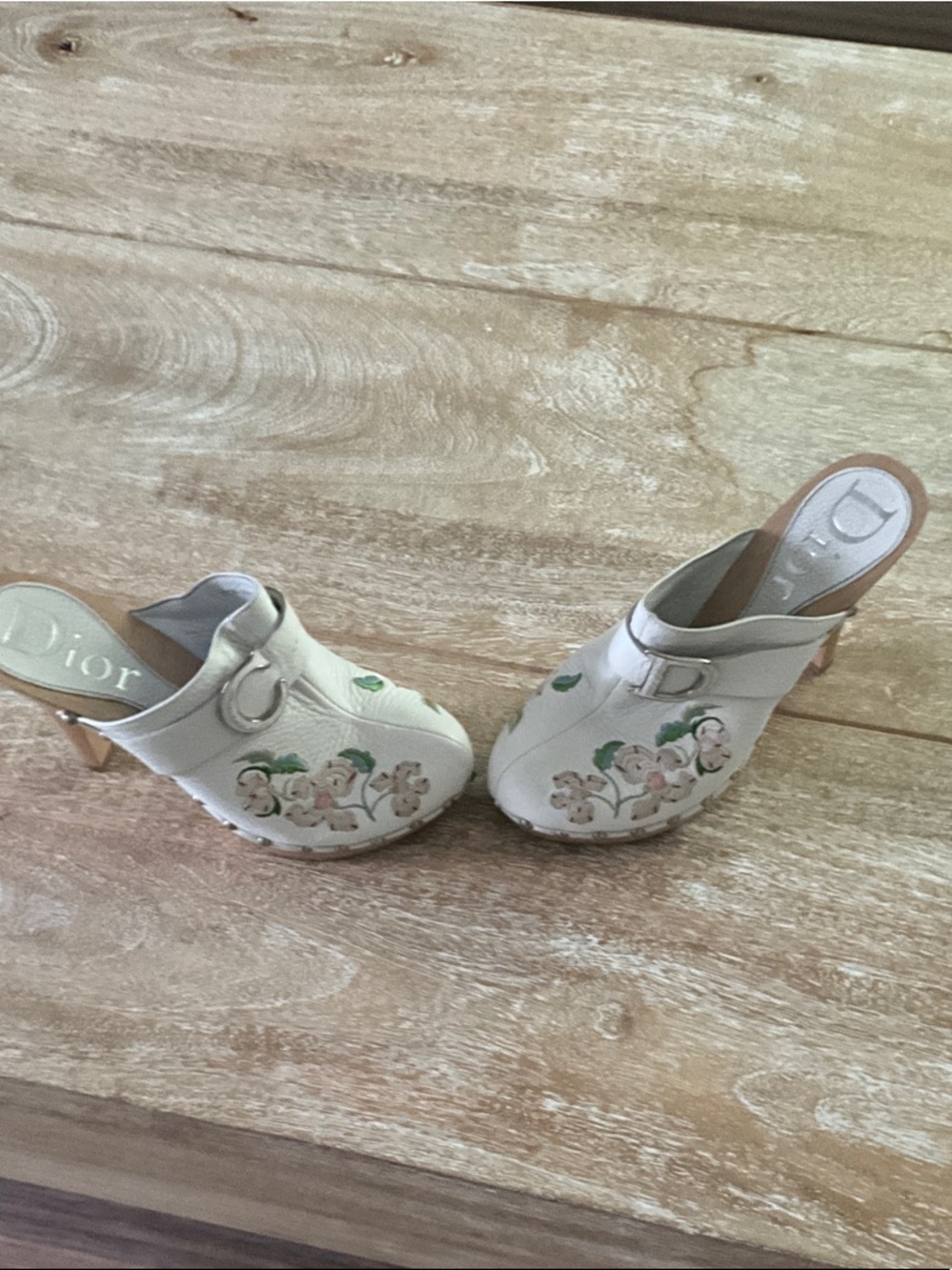 Dior White Leather Floral Embroidered Slide Clogs with Silver Buckle - Picture 5 of 10